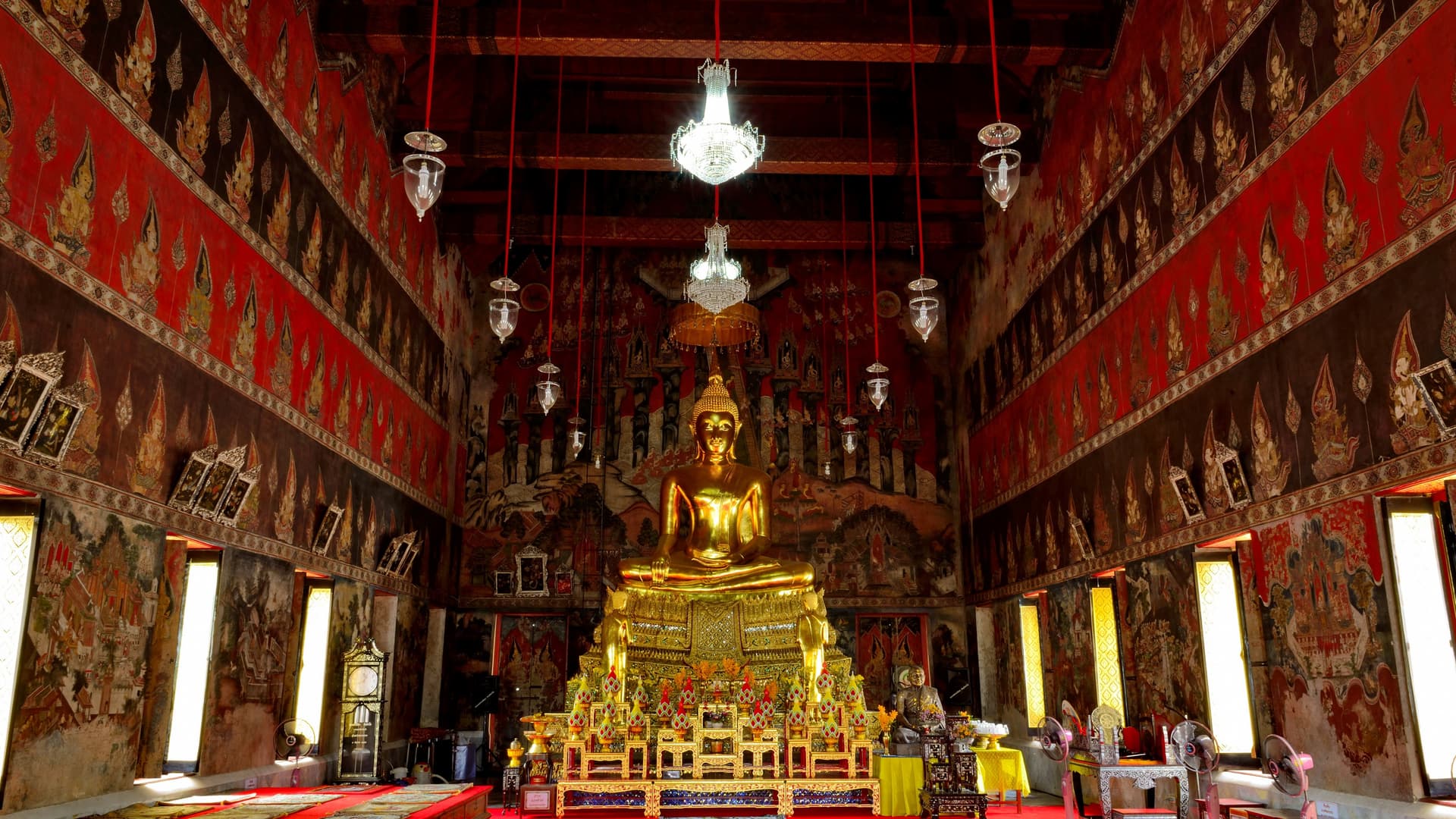 Il Wat Suwannaram